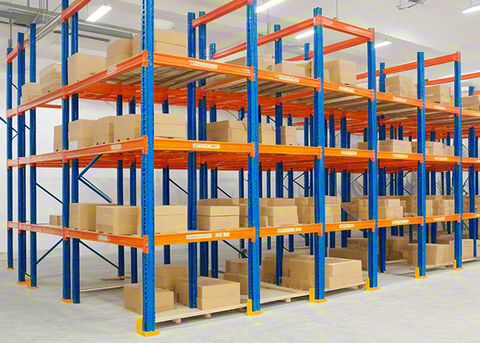 深圳仓库货架定制的静电喷涂与镀锌的防锈有哪些不同点?
